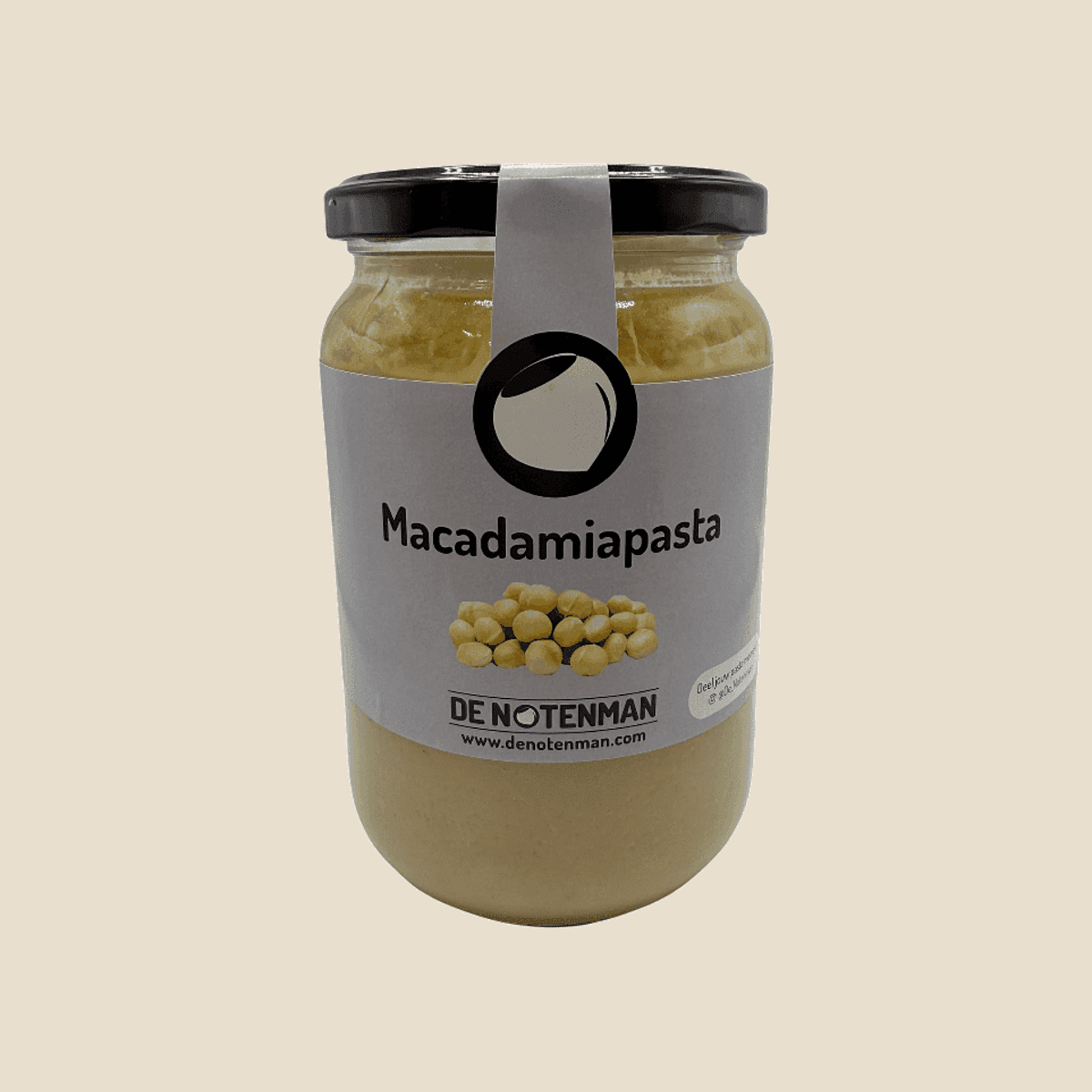 Glazen pot macadamiapasta met etiket van De Notenman